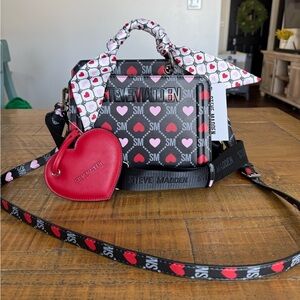 New Steve Madden Valentine Heart Bevelyn Satchel Crossbody Handbag Black Red